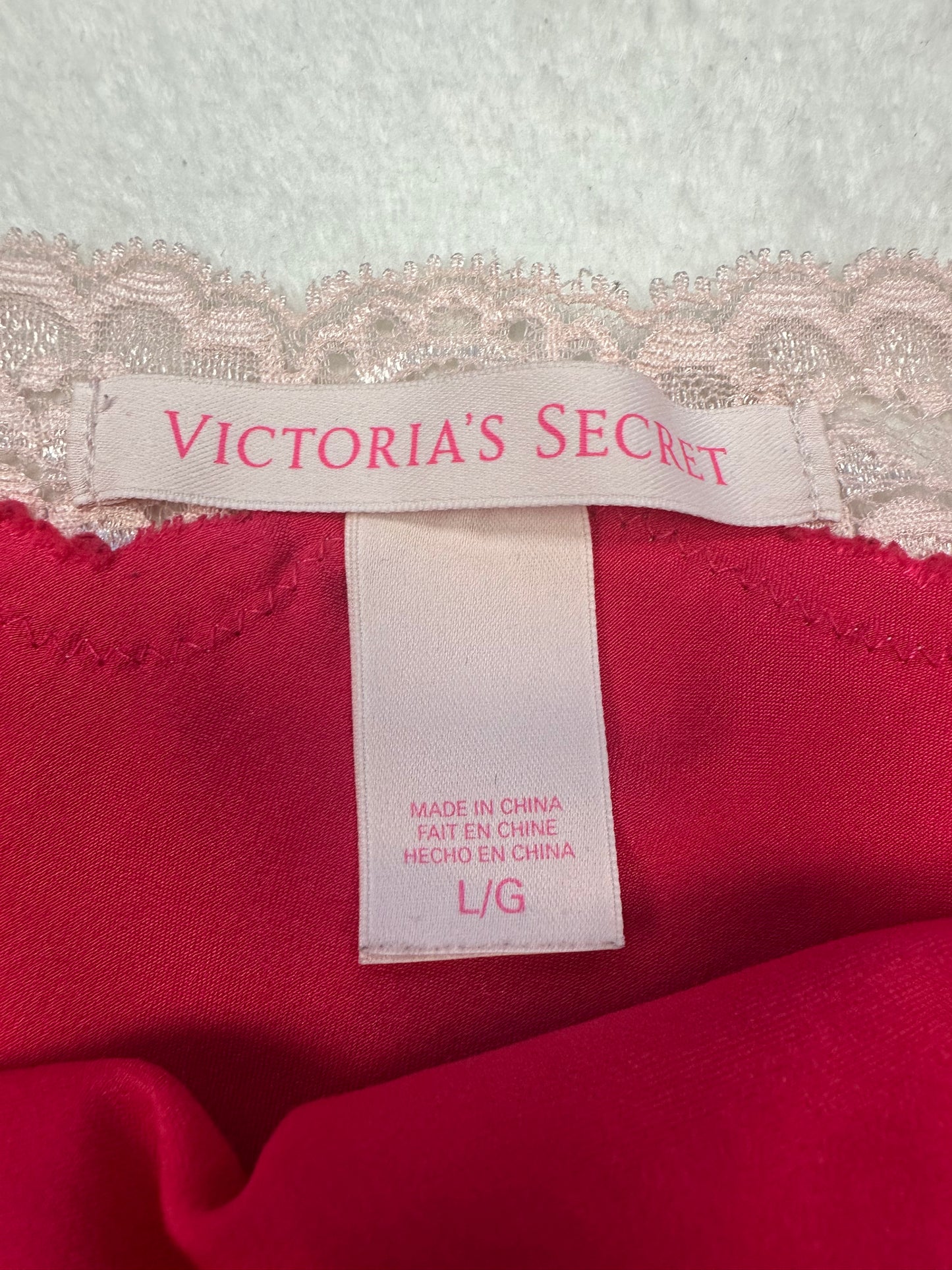 Victoria’s Secret Red & White Slip M