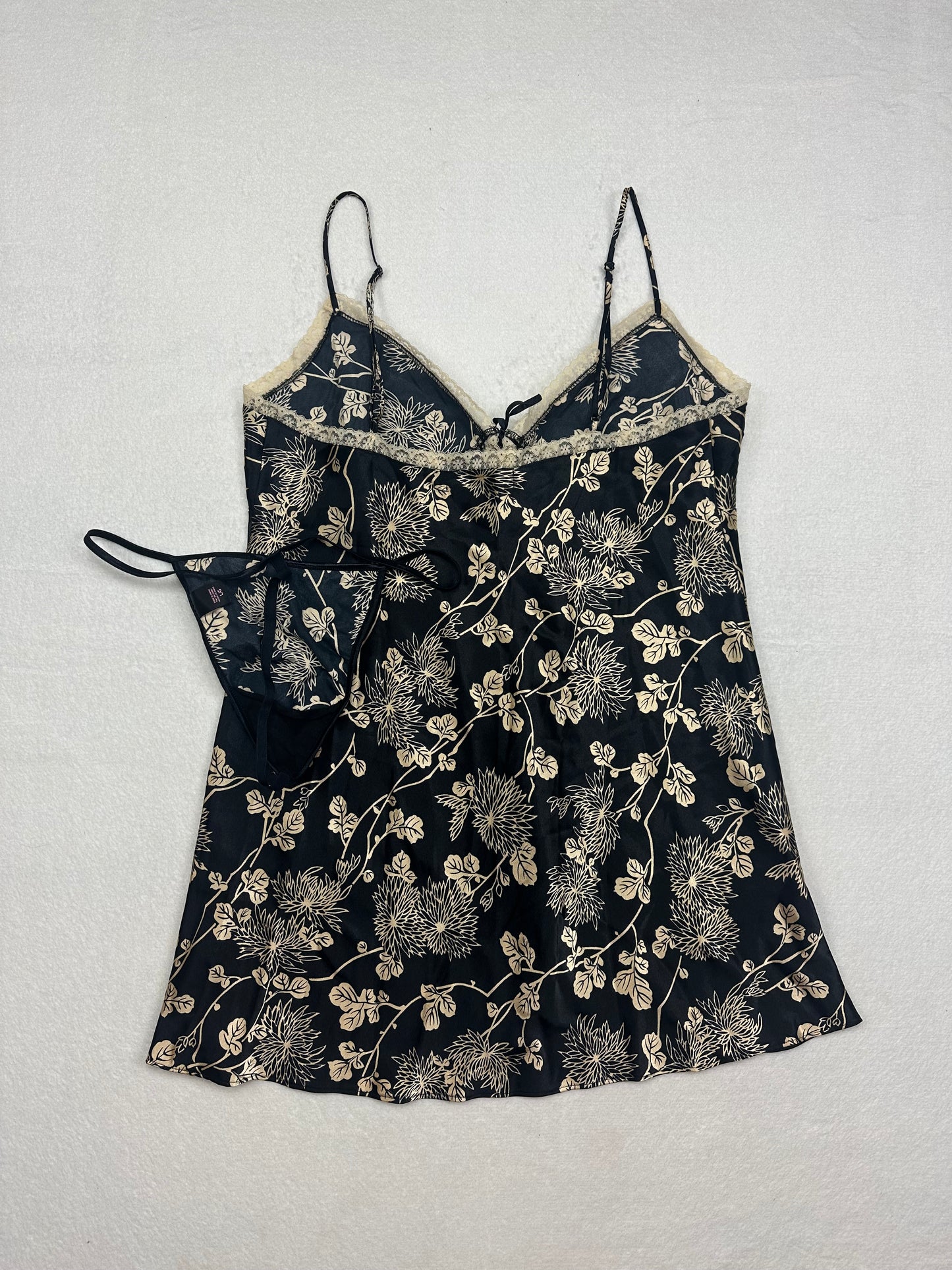 Victoria’s Secret Black & Gold Floral Open Front Slip Set L