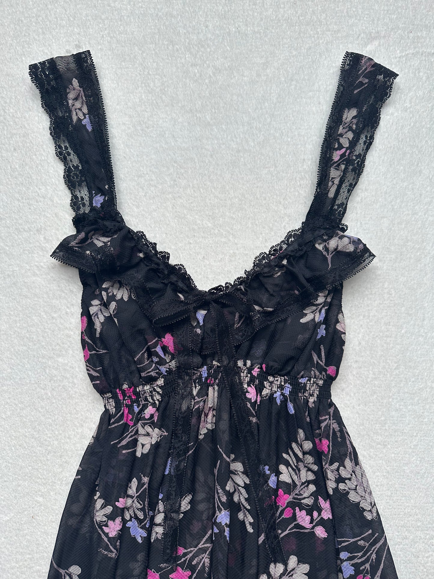 Victoria’s Secret Angels Black Sheer Floral Prairie Midi Slip M