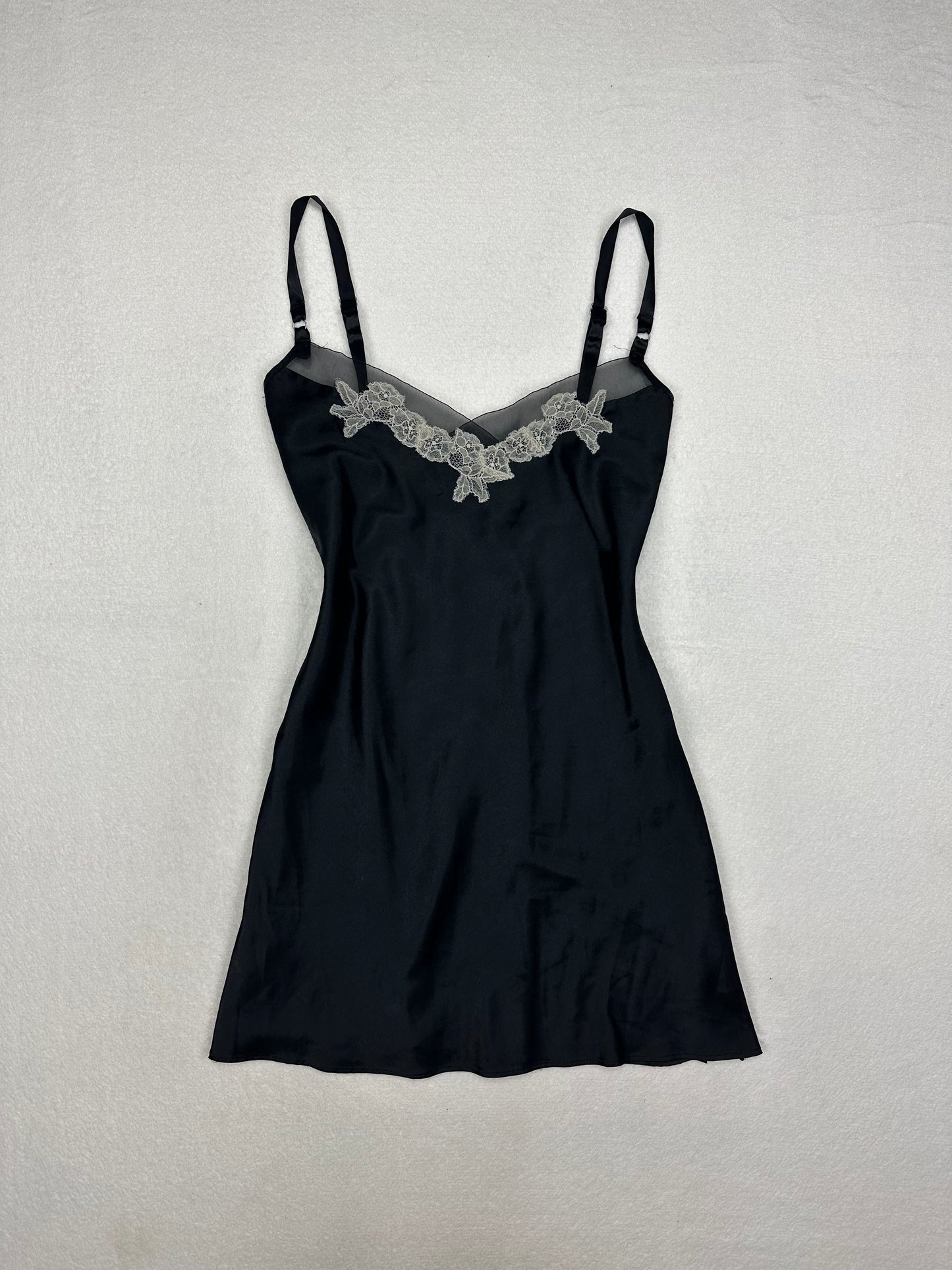 Victoria’s Secret Black & Tan Slip L