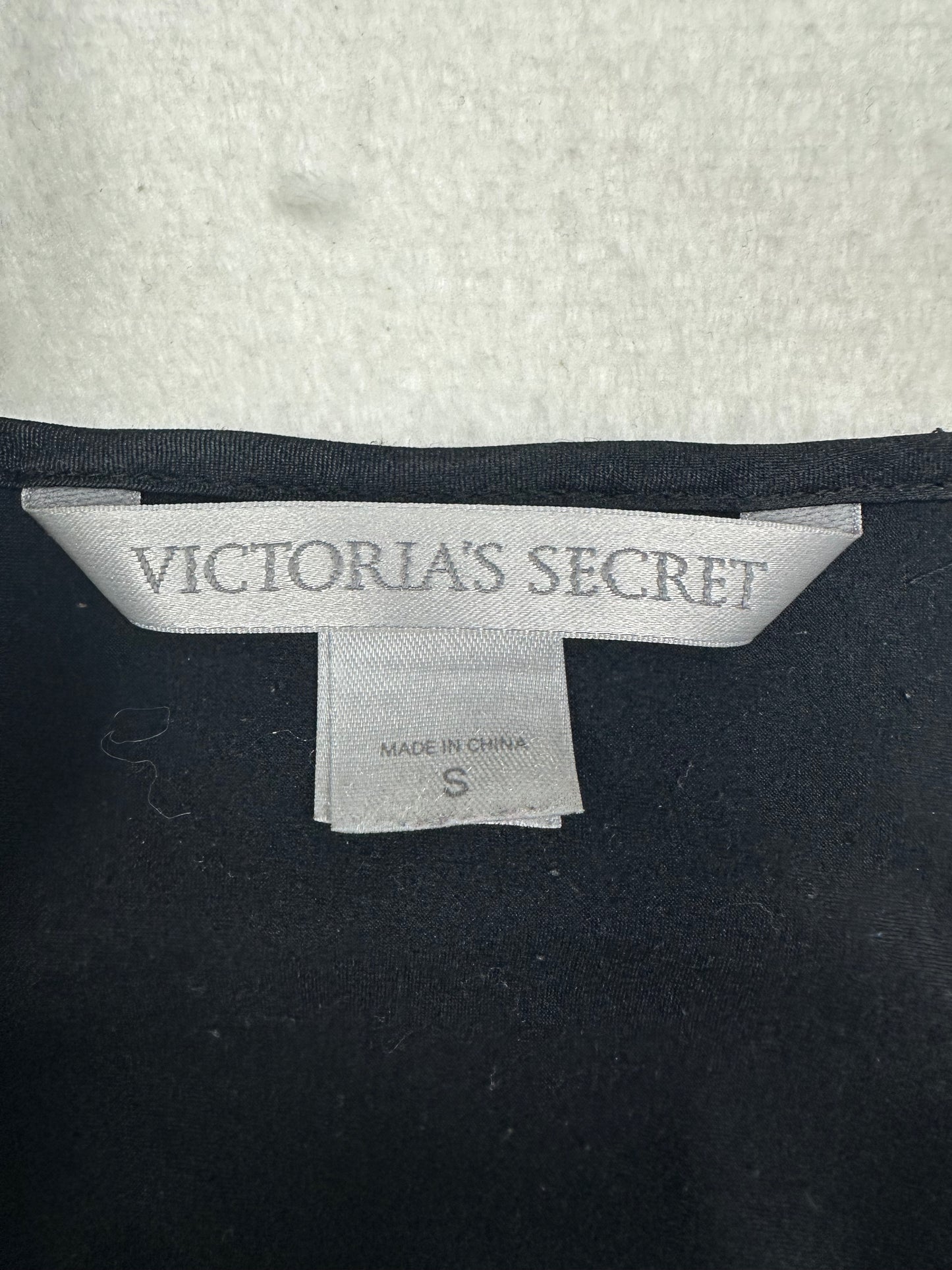 Victoria’s Secret Black & Tan Slip L